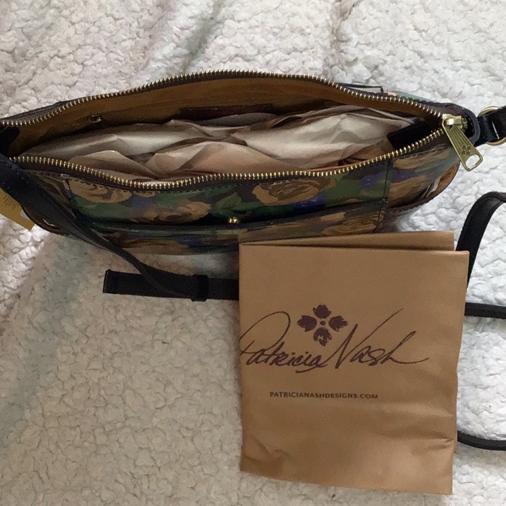 NEW🌸Patricia Nash Crossbody - Picture 11 of 15